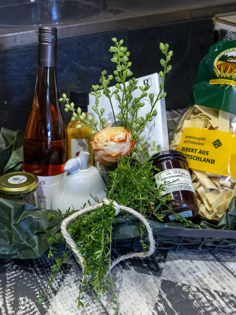 Feines aus dem Genuss-Sortiment vom Blumenkörbchen