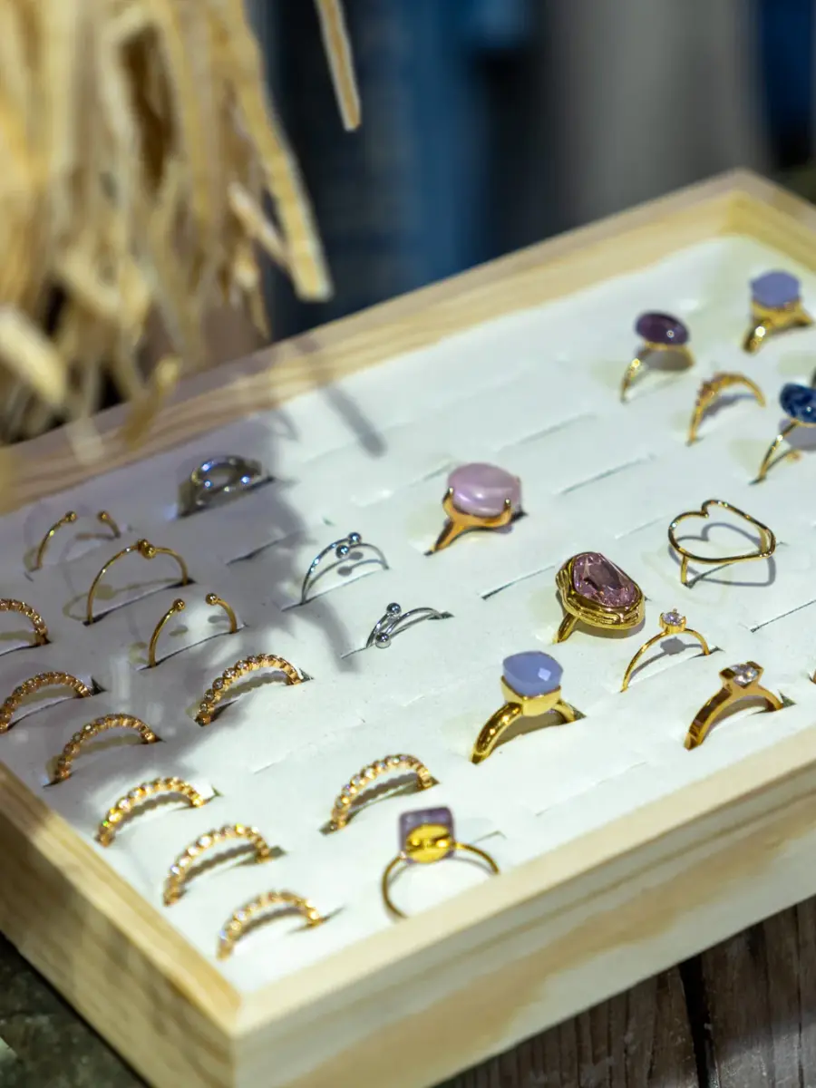 Mode und Schmuck vom Blumenkörbchen