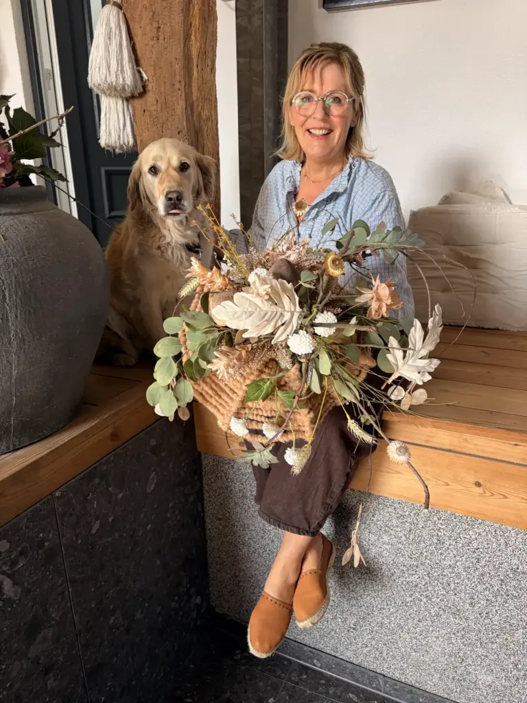 Herbststrauß mit wiederverwendbarem Grundgerüst